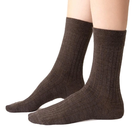 Druckfreie Damensocken aus Merinowolle Steven, braun