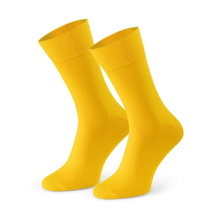 Skarpety męskie bawełniane garniturowe Steven żółte 056